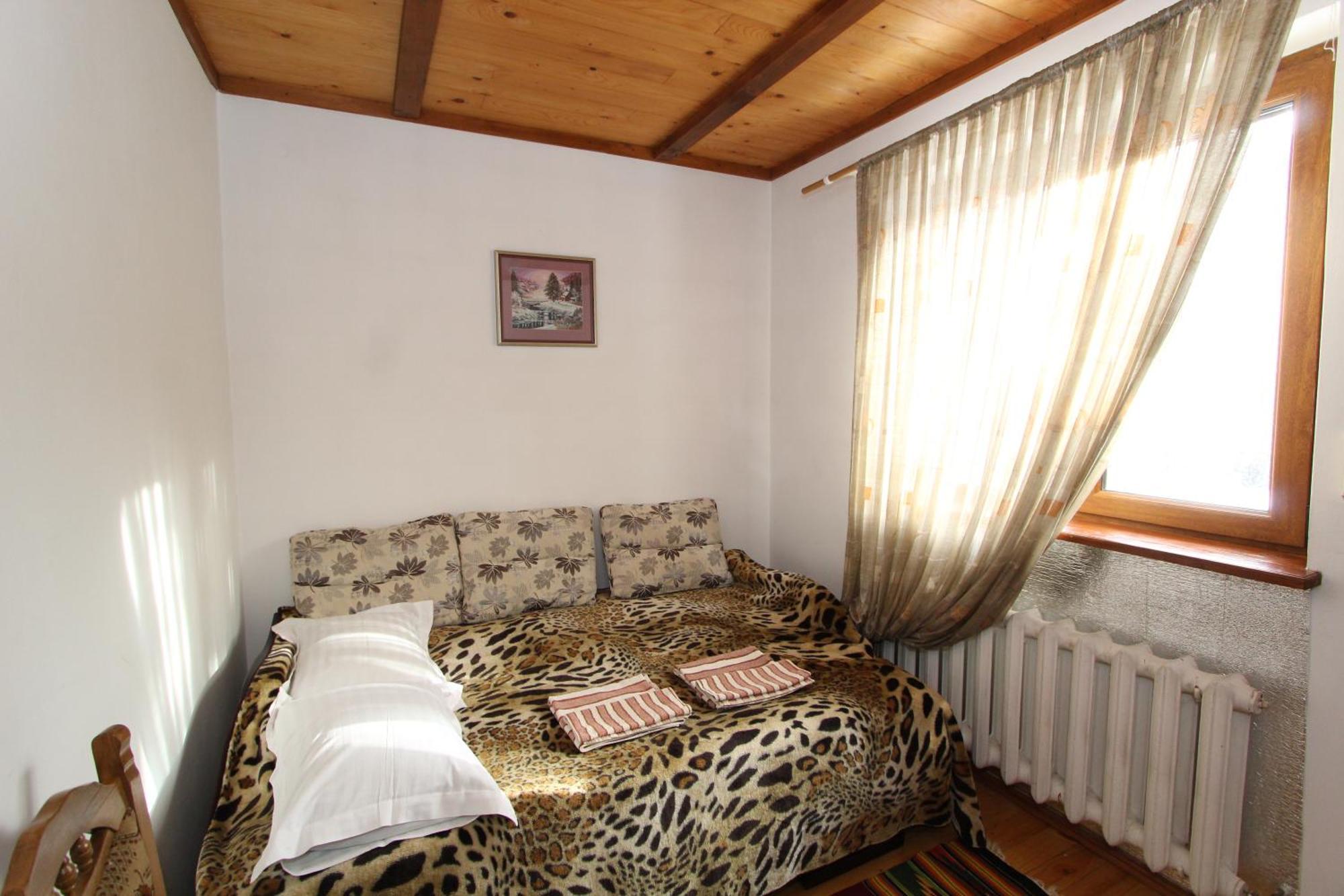 Хуторянка Villa Tatariv Eksteriør billede